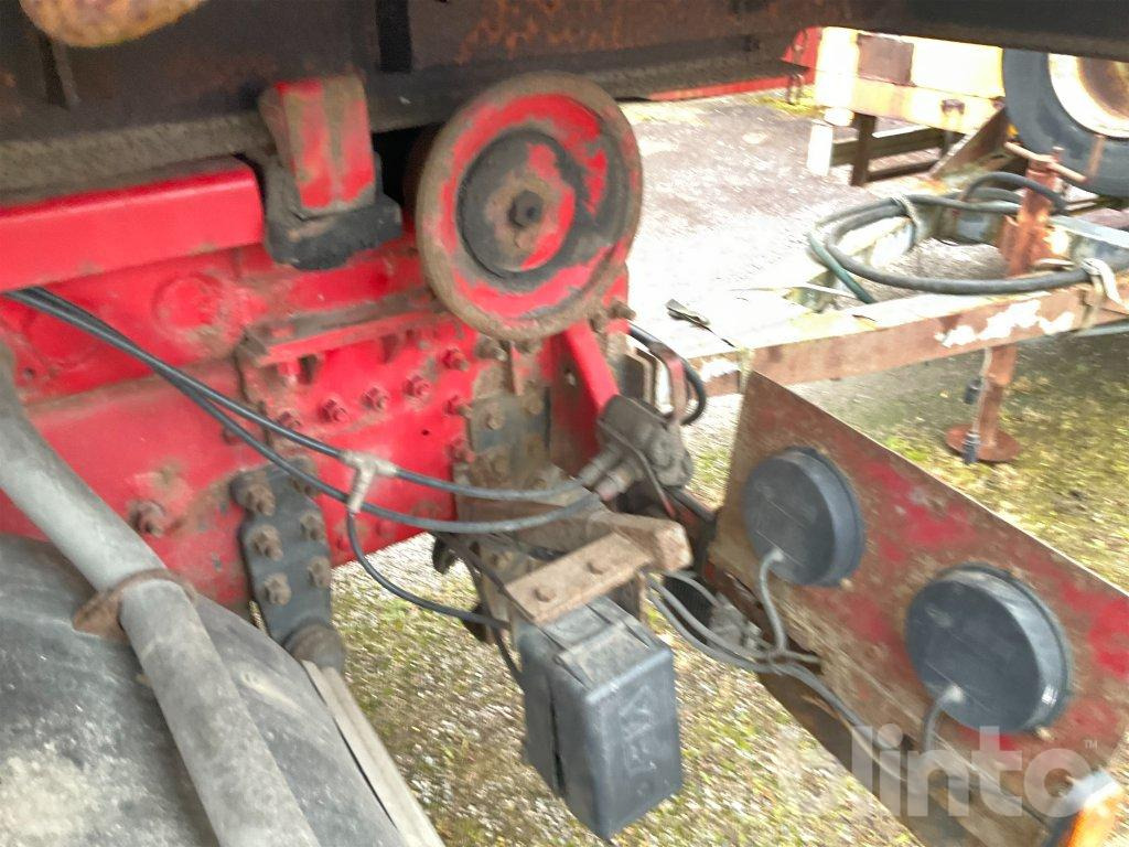 Hook lift truck VOLVO FL6 E