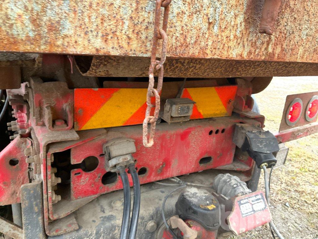 Hook lift truck VOLVO FL6 E