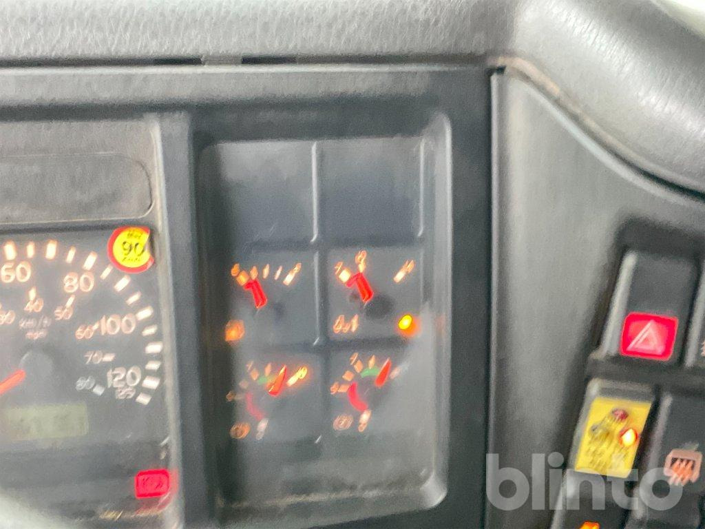 Hook lift truck VOLVO FL6 E