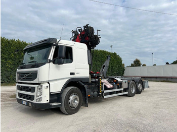 Hook lift truck VOLVO FM11.450 SCARRABILE CON GRU