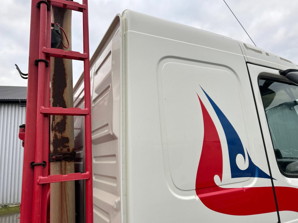 Hook lift truck VOLVO FM 400 6X2