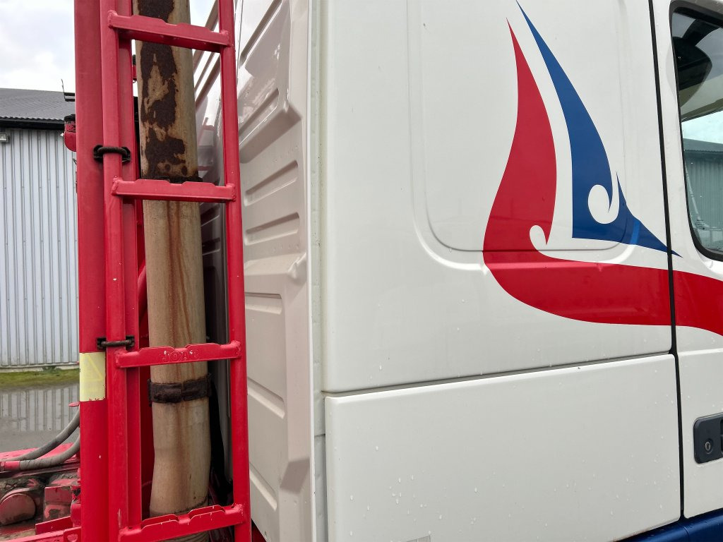 Hook lift truck VOLVO FM 400 6X2