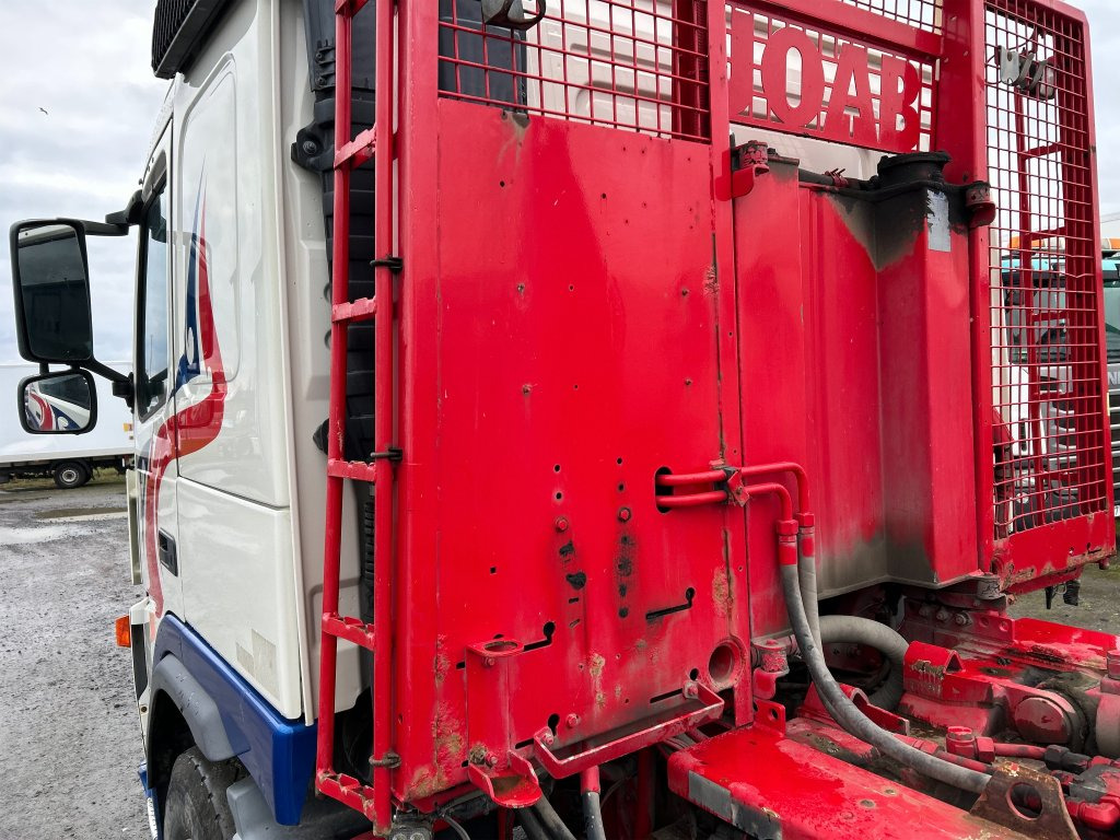 Hook lift truck VOLVO FM 400 6X2