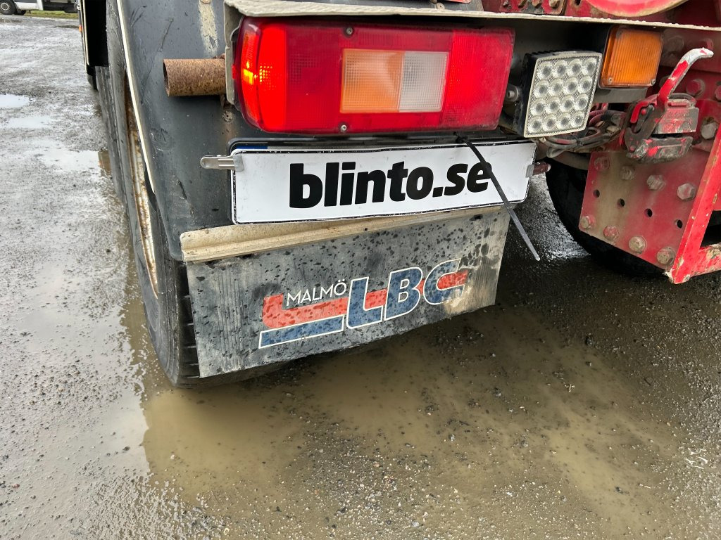 Hook lift truck VOLVO FM 400 6X2