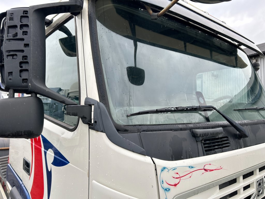 Hook lift truck VOLVO FM 400 6X2