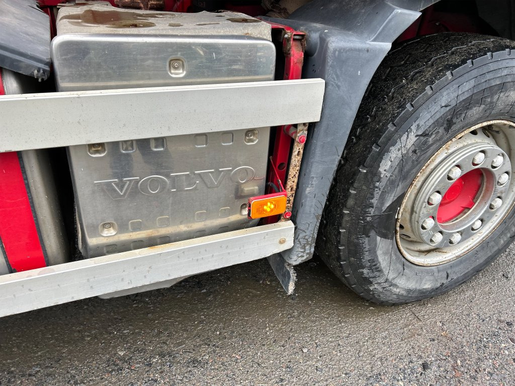 Hook lift truck VOLVO FM 400 6X2