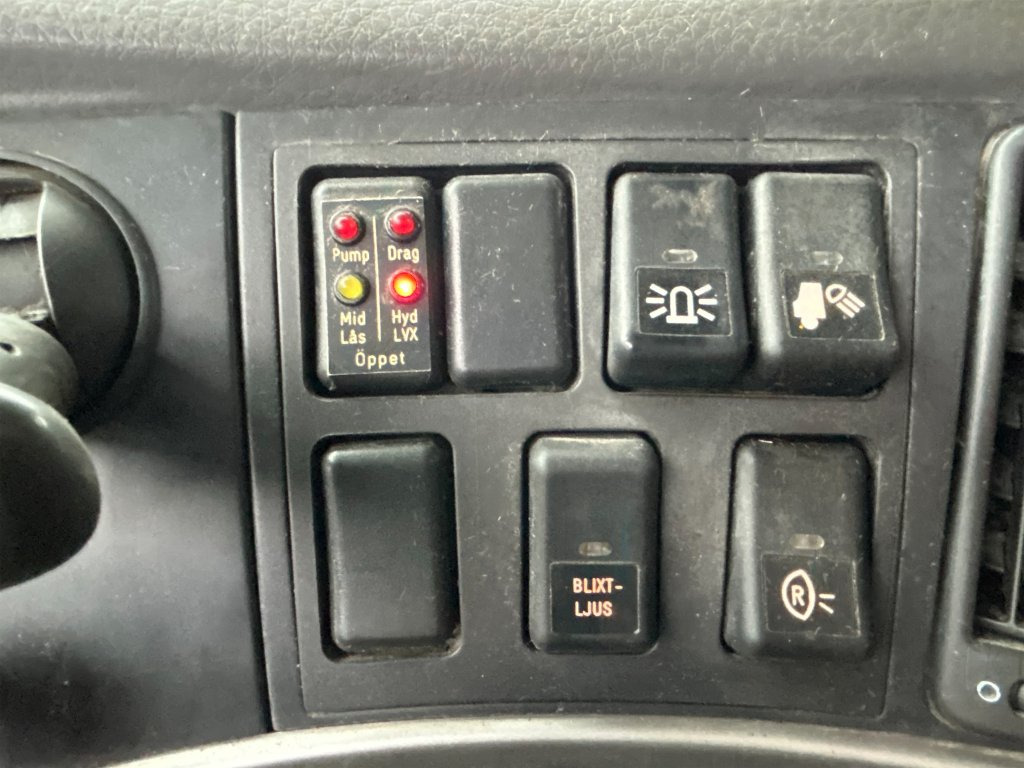 Hook lift truck VOLVO FM 400 6X2