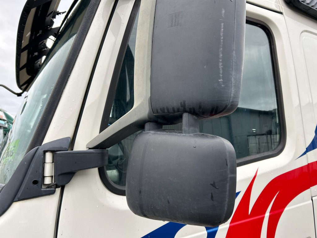 Hook lift truck VOLVO FM 400 6X2