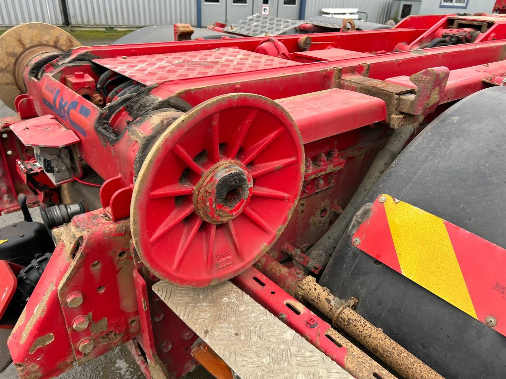 Hook lift truck VOLVO FM 400 6X2