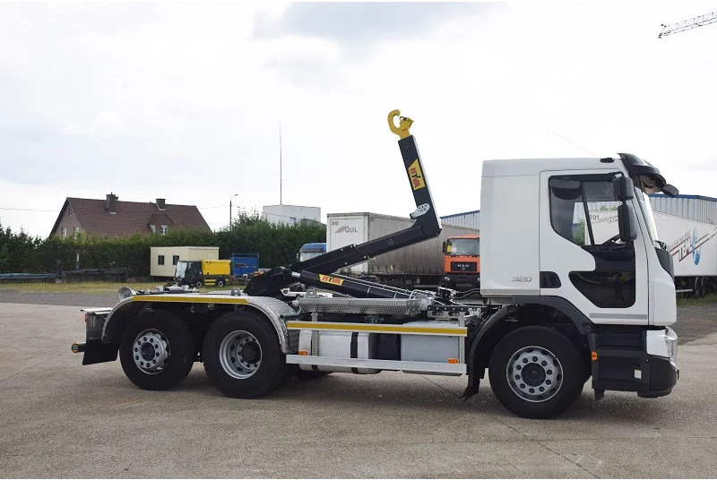 Hook lift truck Volvo FE 320