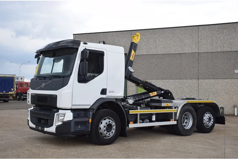 Hook lift truck Volvo FE 320