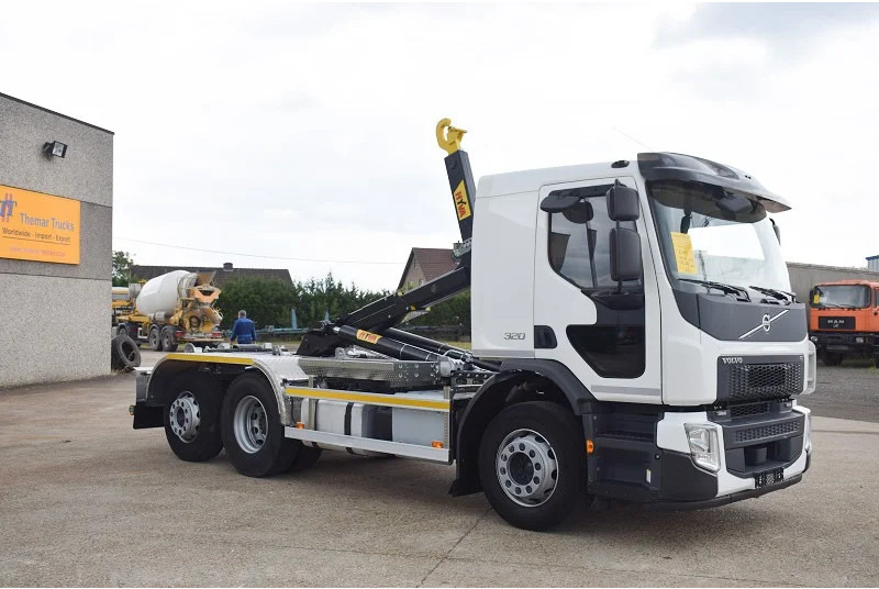 Hook lift truck Volvo FE 320
