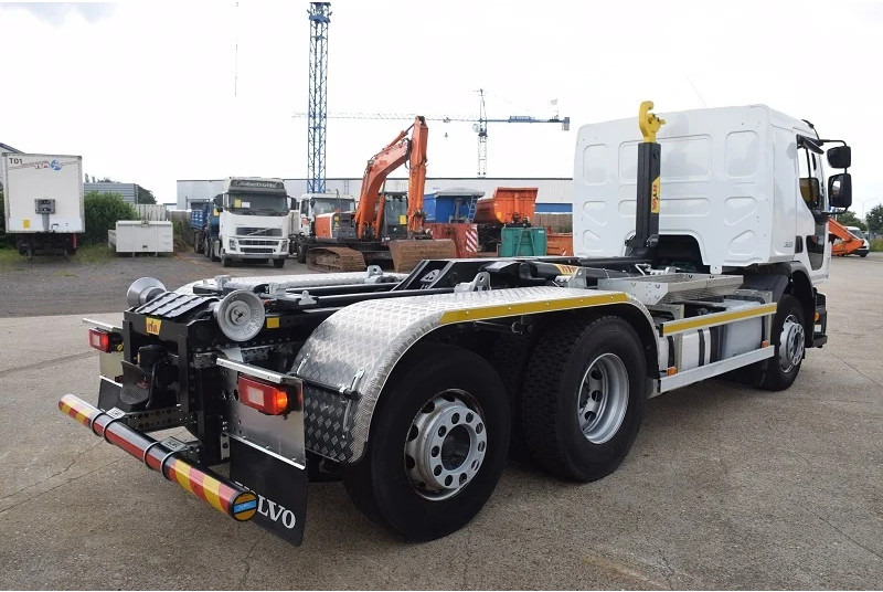 Hook lift truck Volvo FE 320