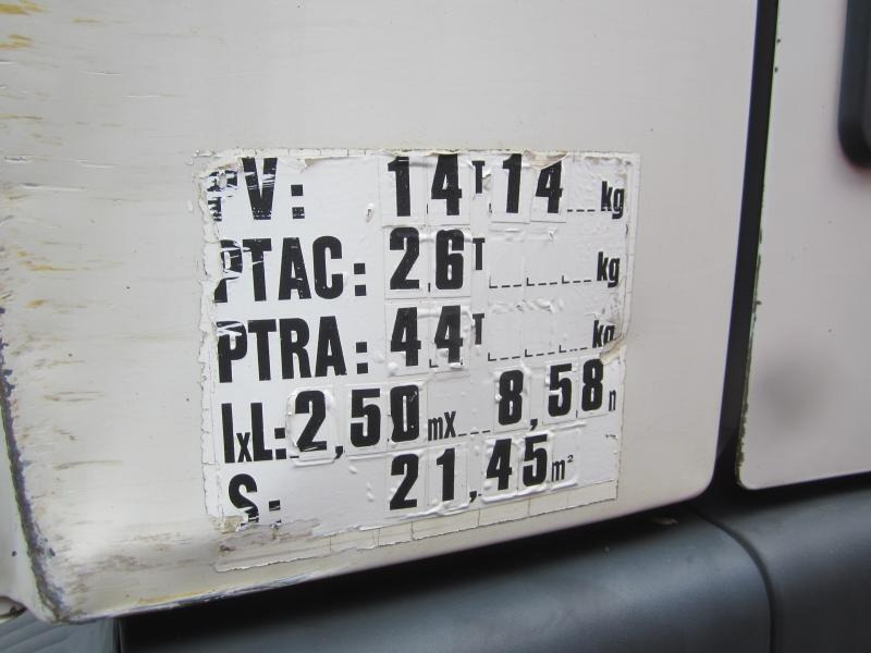 Hook lift truck Volvo FH12