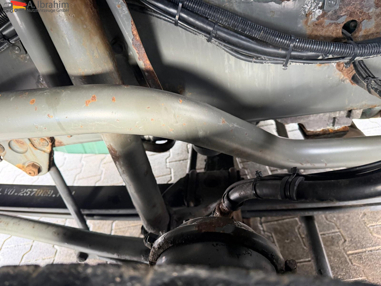 Hook lift truck Volvo FH12-420 8x2 Fahrzeugpapiere Schweiz