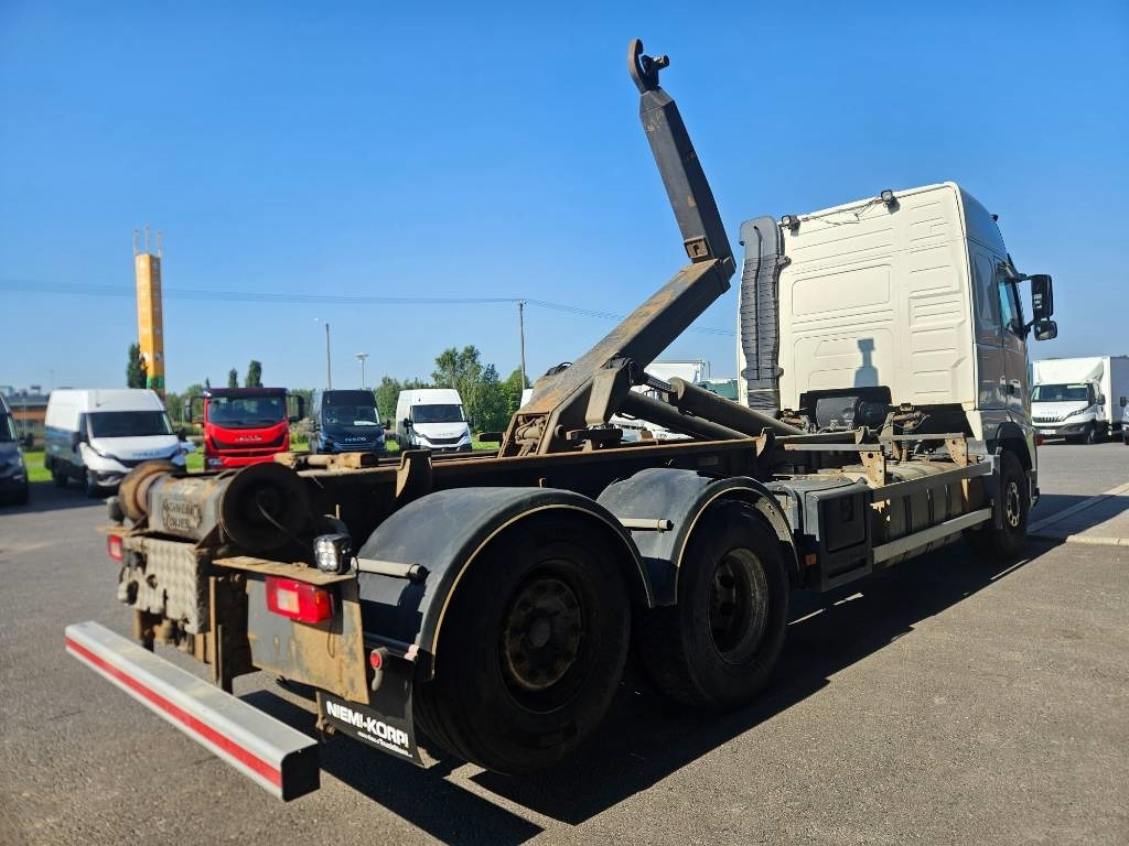 Hook lift truck Volvo FH12 460