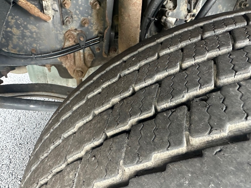 Hook lift truck Volvo FH13 540 6x2 Manuaali