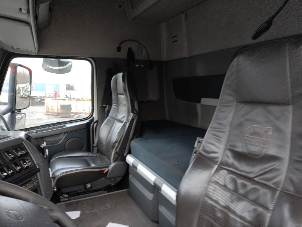 Hook lift truck Volvo FH13 6x4 multilift koukku laite