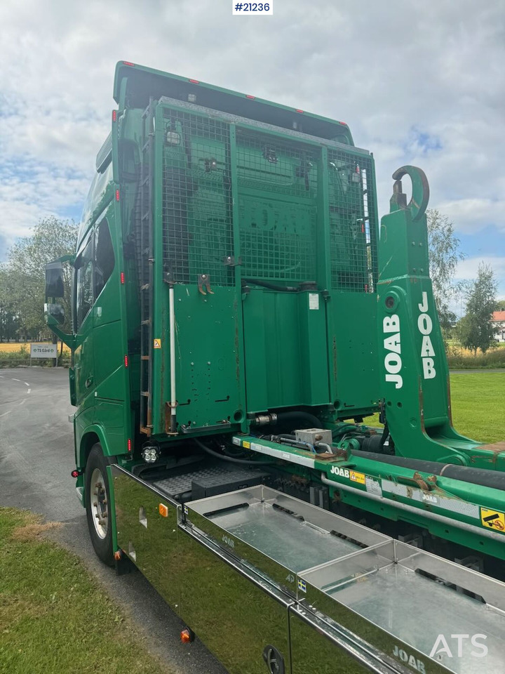 Hook lift truck Volvo FH16