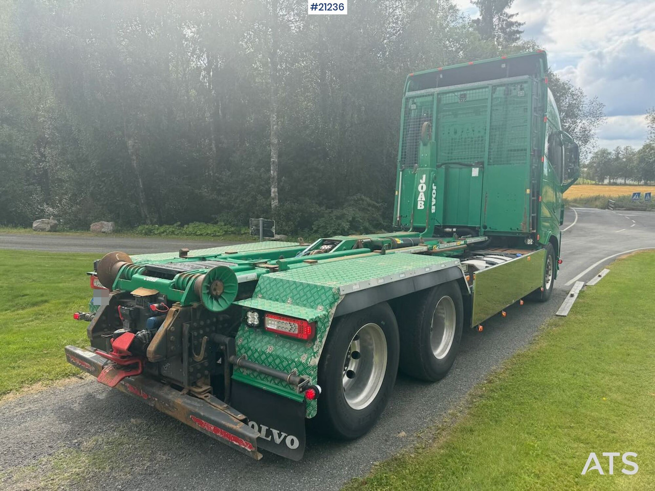 Hook lift truck Volvo FH16