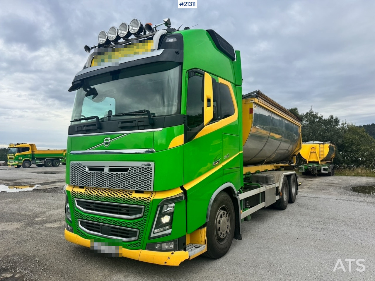 Hook lift truck Volvo FH16 750