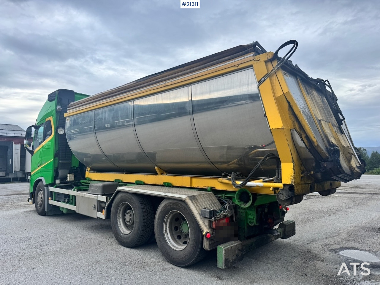 Hook lift truck Volvo FH16 750
