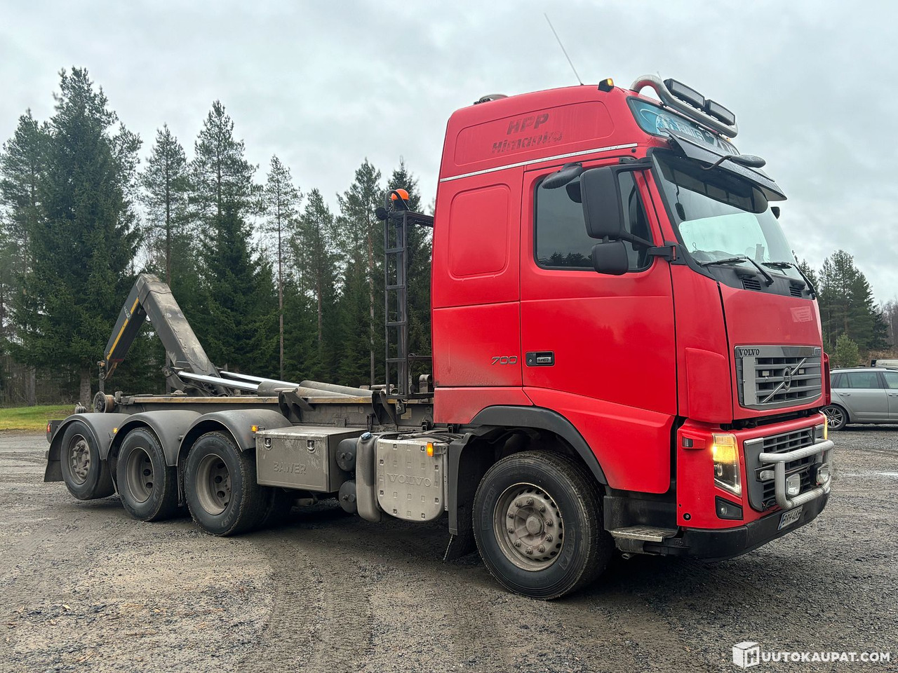 Hook lift truck Volvo FH16 hooklift truck. 2010, Kalajoki