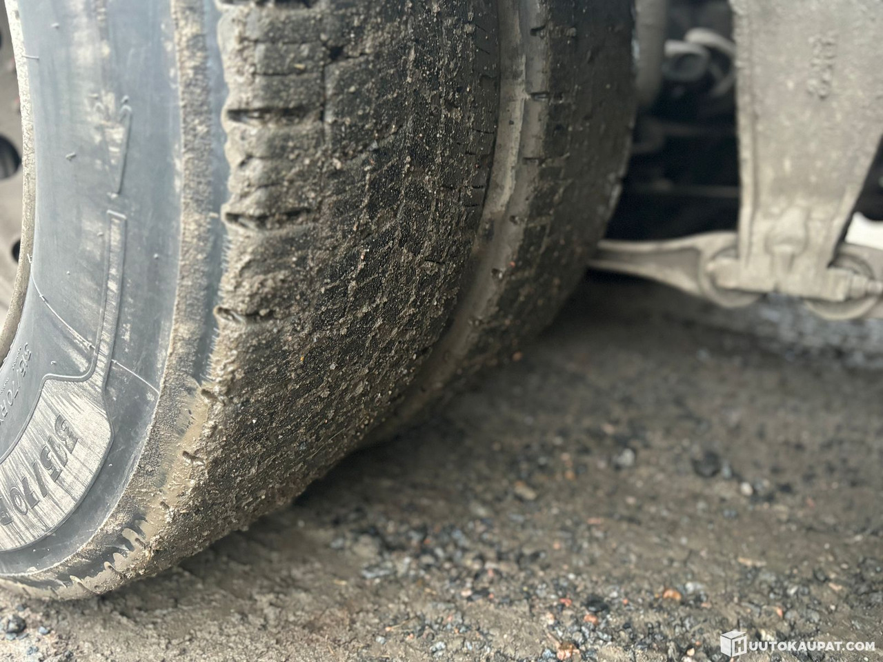 Hook lift truck Volvo FH16 hooklift truck. 2010, Kalajoki