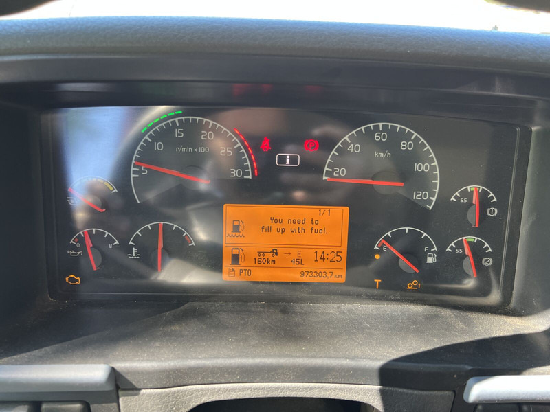 Hook lift truck Volvo FH480