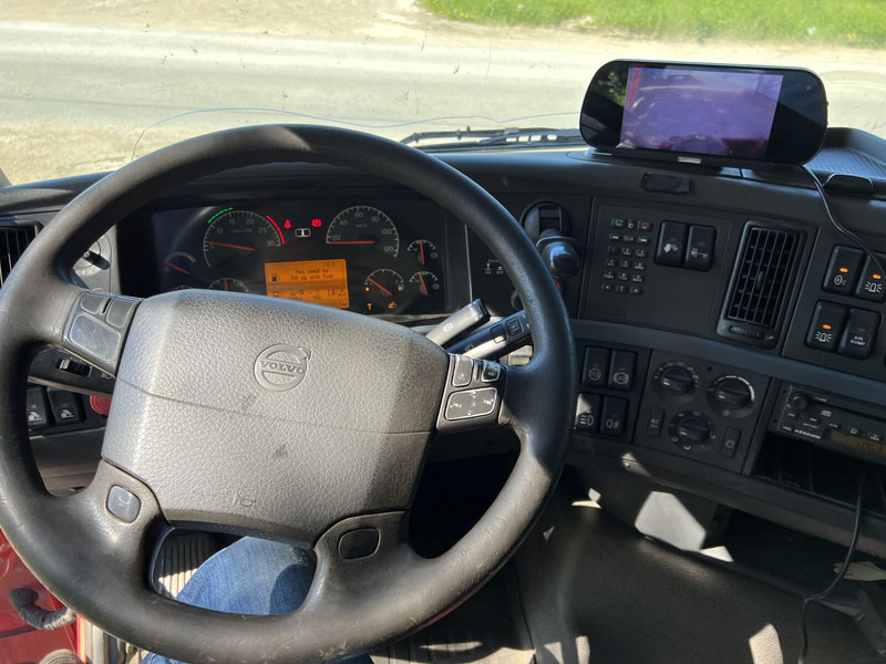 Hook lift truck Volvo FH480