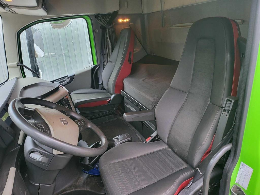 Hook lift truck Volvo FH500 6X2 PALIFT + HMF 2120 K5