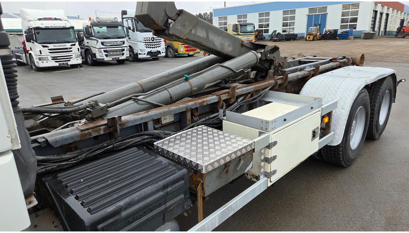 Hook lift truck Volvo FH500 6X4