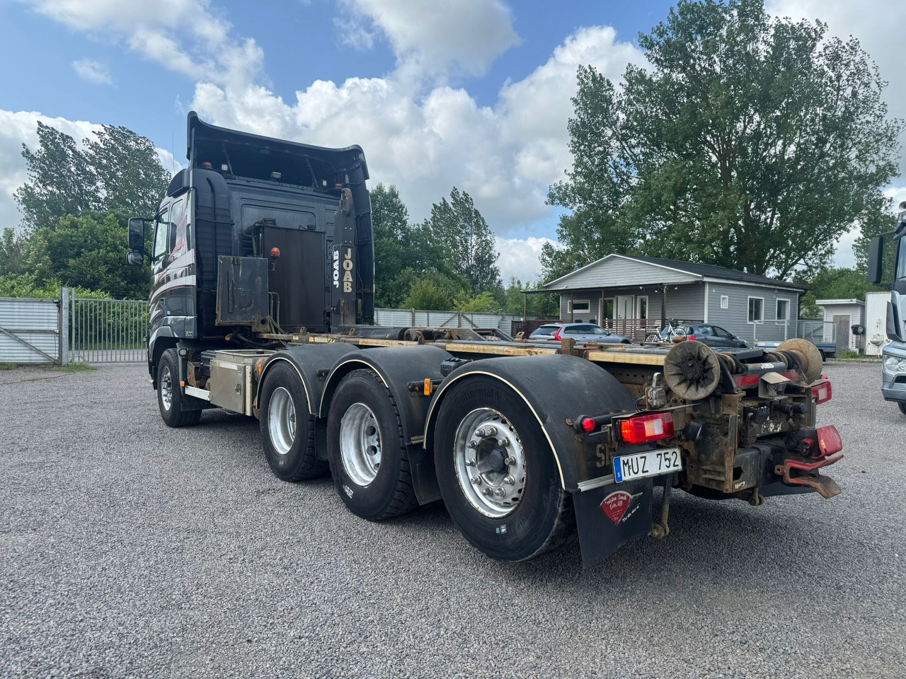 Hook lift truck Volvo FH540