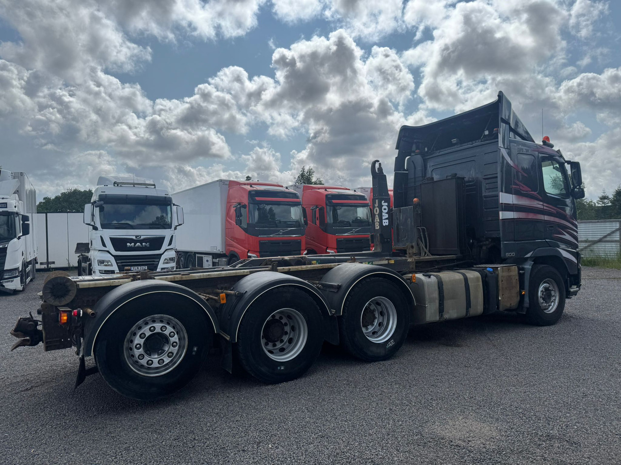 Hook lift truck Volvo FH540