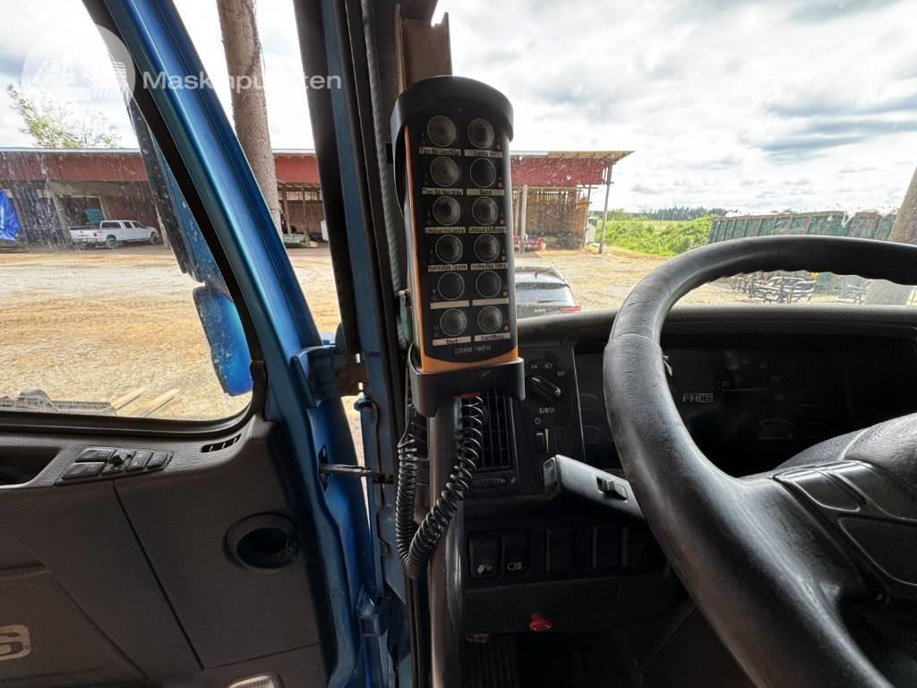 Hook lift truck Volvo FH 16 550