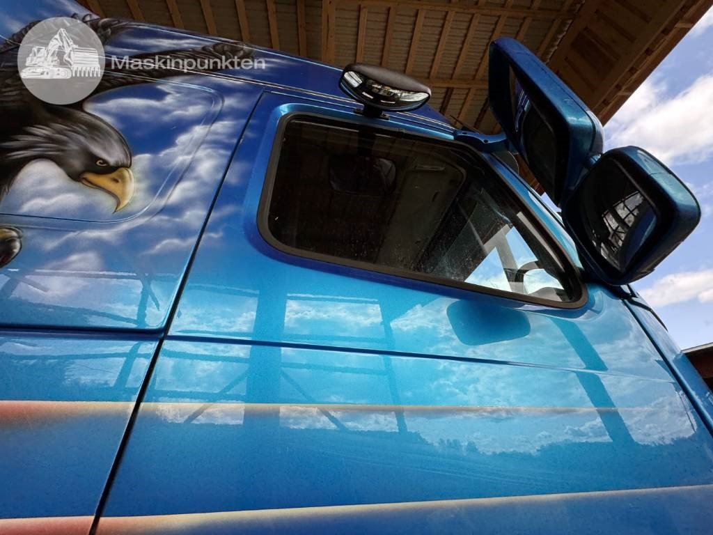 Hook lift truck Volvo FH 16 550