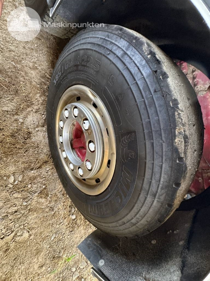 Hook lift truck Volvo FH 16 550