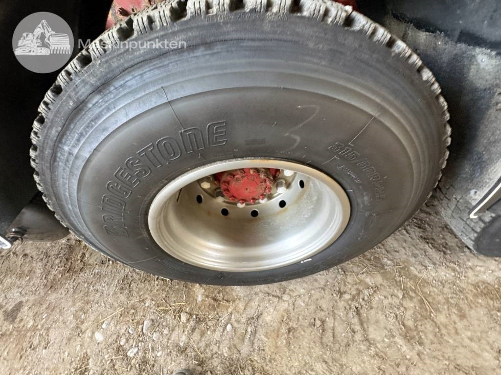 Hook lift truck Volvo FH 16 550