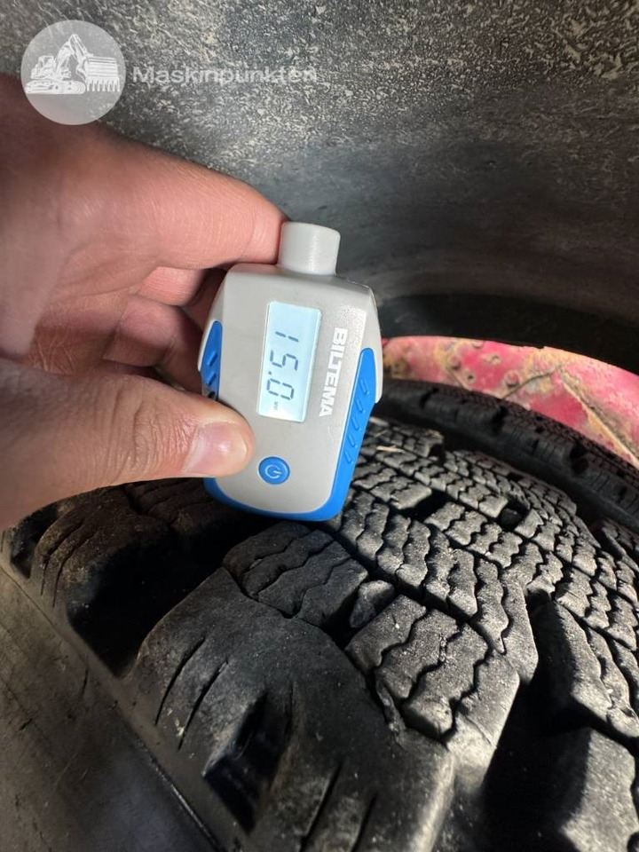 Hook lift truck Volvo FH 16 550