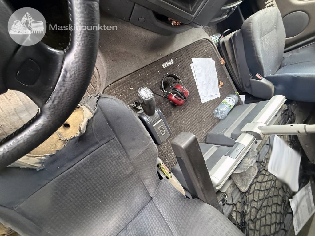 Hook lift truck Volvo FH 16 660