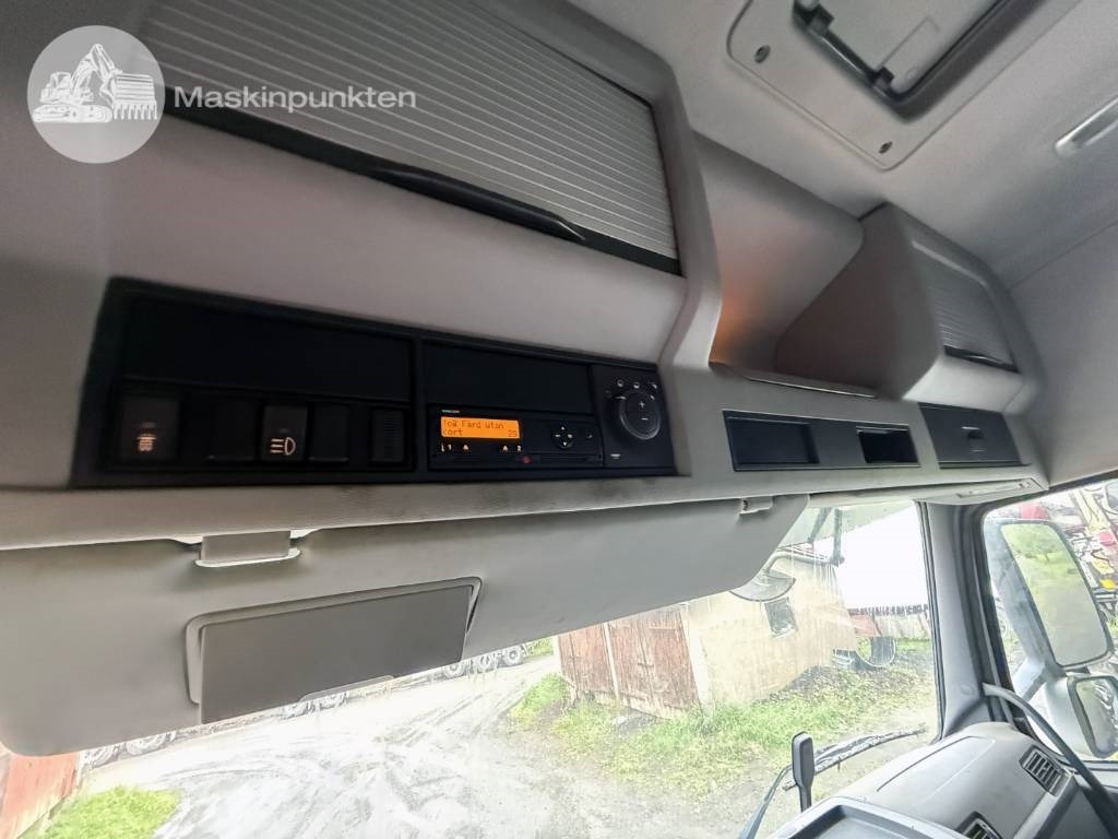 Hook lift truck Volvo FH 16 660