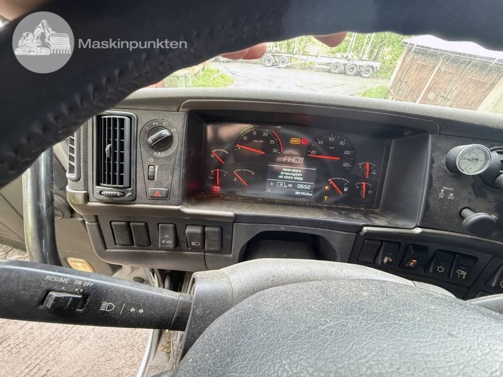 Hook lift truck Volvo FH 16 660