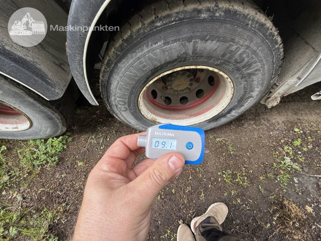 Hook lift truck Volvo FH 16 660