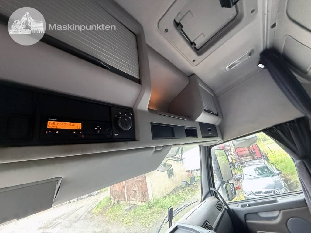 Hook lift truck Volvo FH 16 660