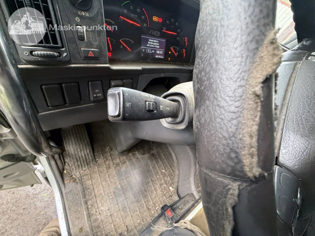 Hook lift truck Volvo FH 16 660