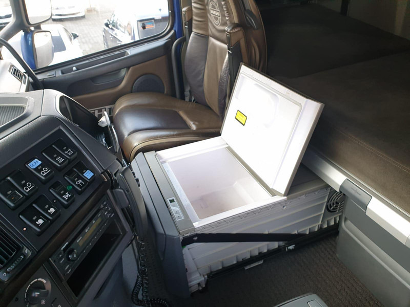 Hook lift truck Volvo FH 16 750