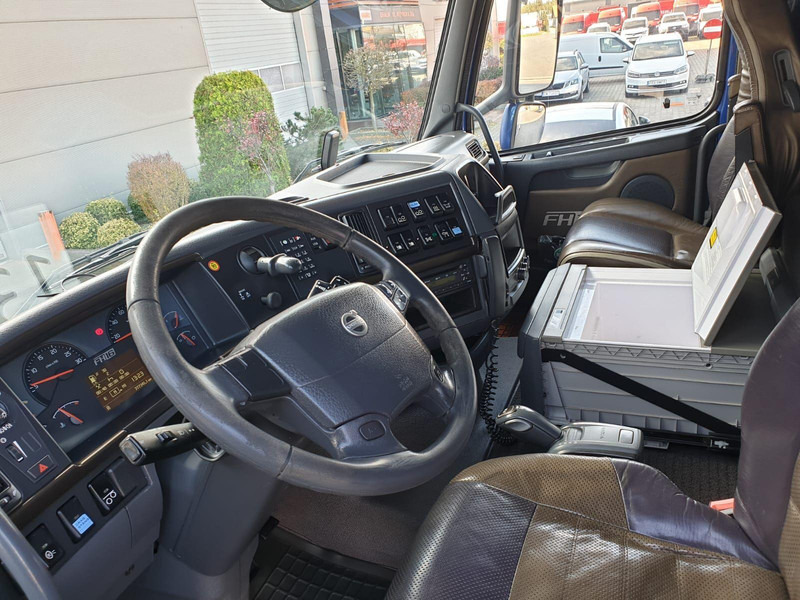 Hook lift truck Volvo FH 16 750