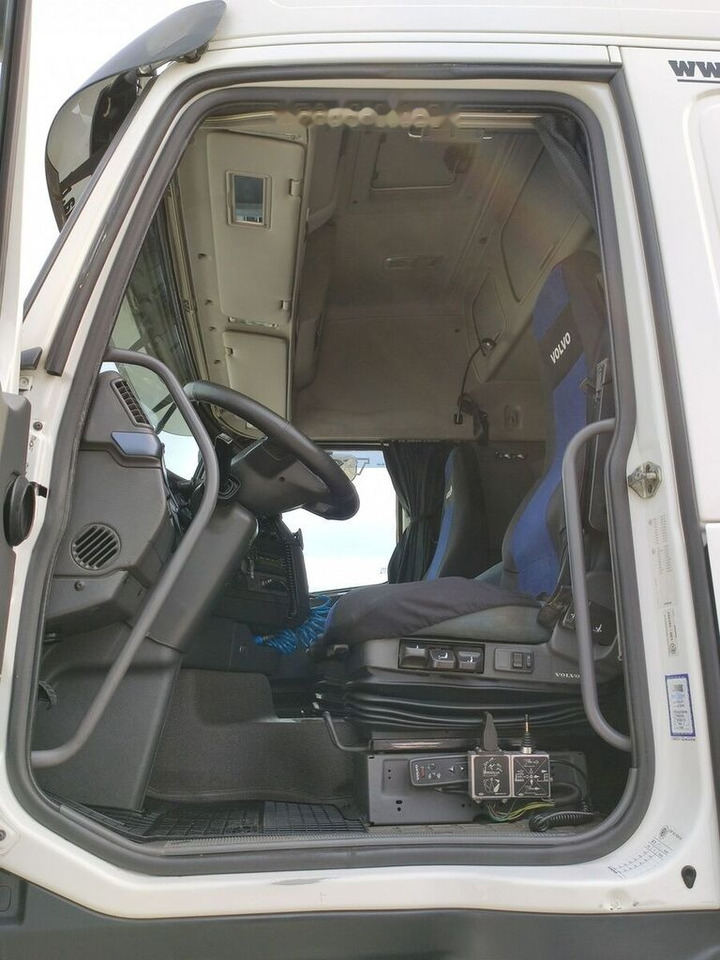Hook lift truck Volvo FH 460