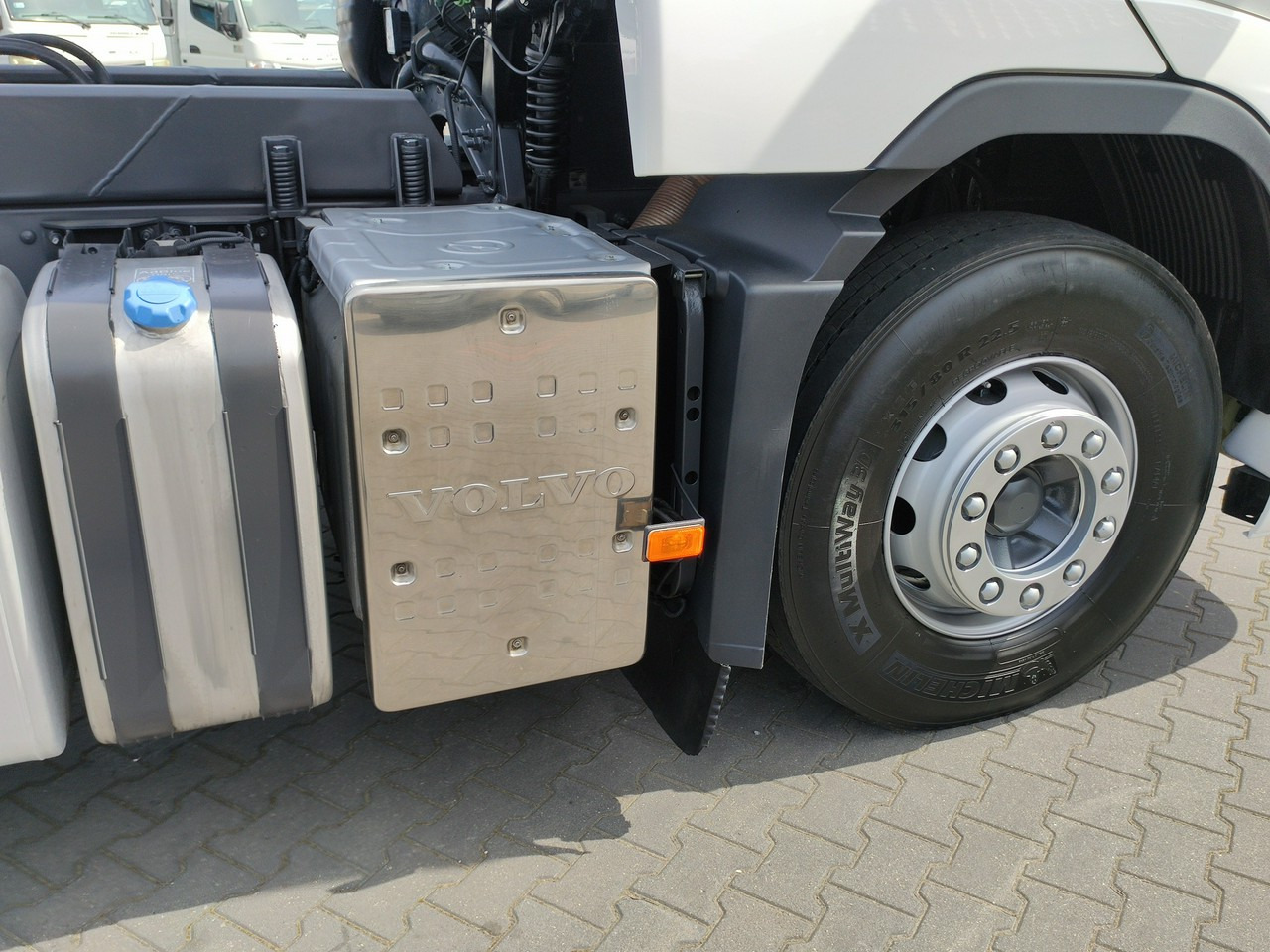 Hook lift truck Volvo FH 460 Globetrotter Hakowiec Kipper Meiller