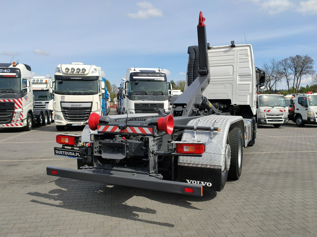 Hook lift truck Volvo FH 460 Globetrotter Hakowiec Kipper Meiller